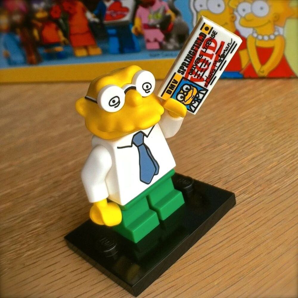 LEGO Hans Moleman Minifigure The Simpsons Series 2 - 2015